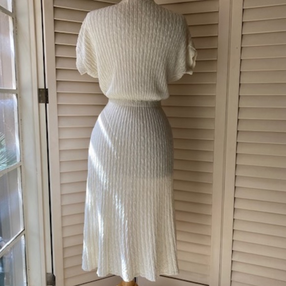 Vintage Sweater Knit Dress - Picture 4 of 10